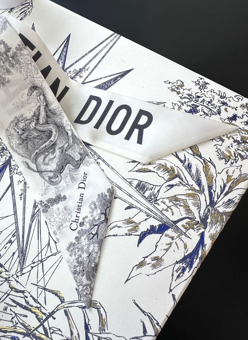 DIOR